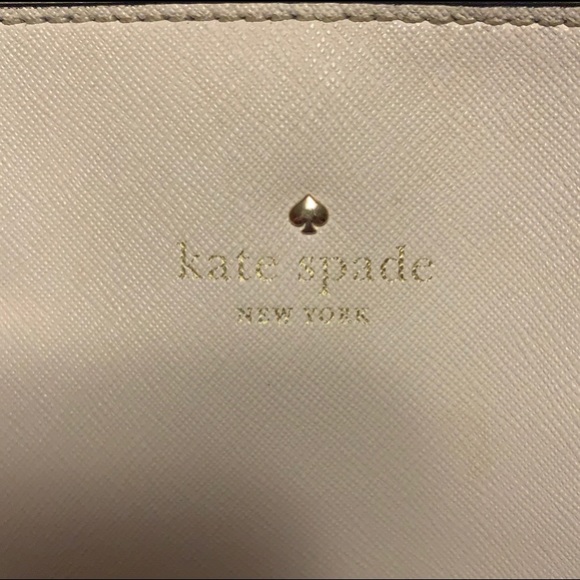 Kate Spade Purse - Picture 3 of 10